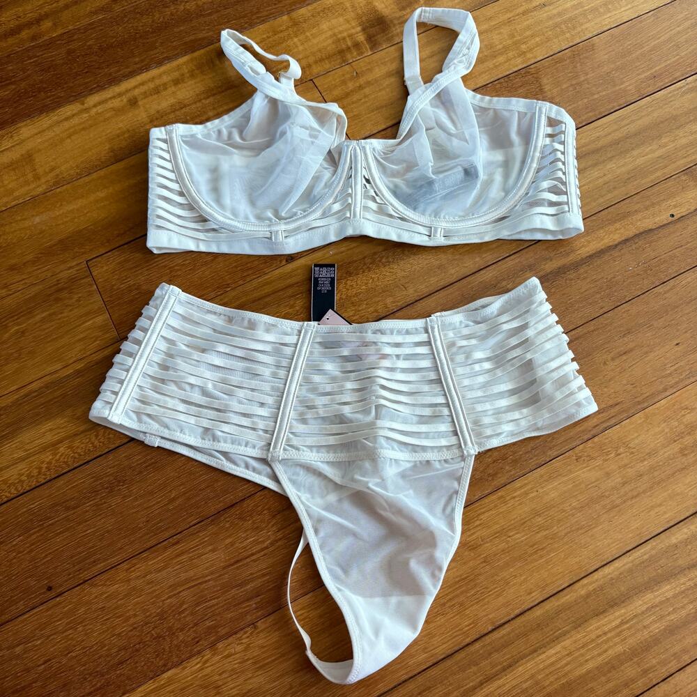 Victoria's Secret White Ribbon Sheer Bra and Thong Set Size 38D/M